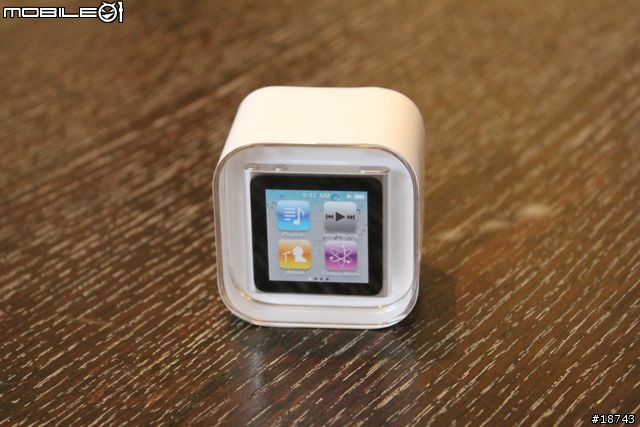 [分享] 日本 Apple Store 初売り 2011 限定福袋