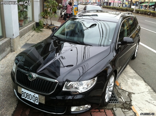 Skoda Superb Combi 2.0TDI全景天窗~開箱+對SKODA的心得...