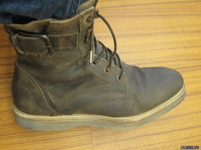 Allsaints 靴子。內外兼具。