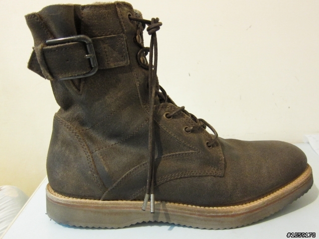 Allsaints 靴子。內外兼具。