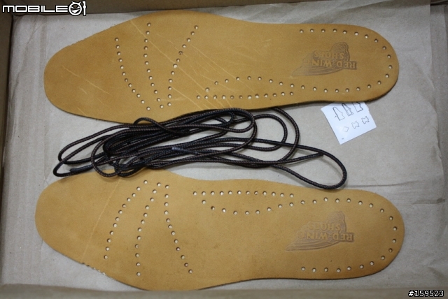 [敗家之路不能行-PART1]女王的UGG 單扣雪靴+番外篇RED WING 1907