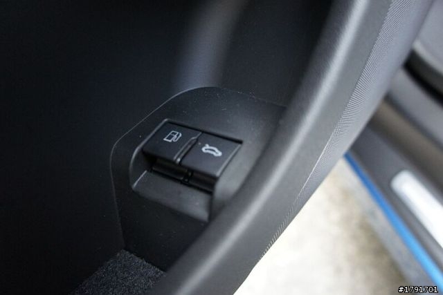 [開箱]小改款前的2010 AUDI TT (圖多傷眼請海涵)