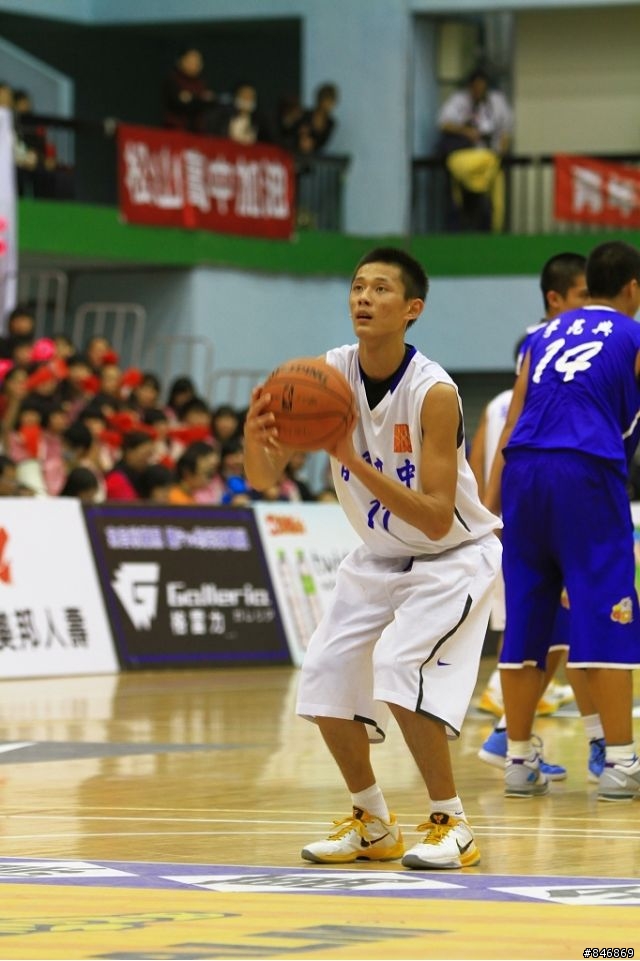 HBL-八強之能仁VS青年<圖多>