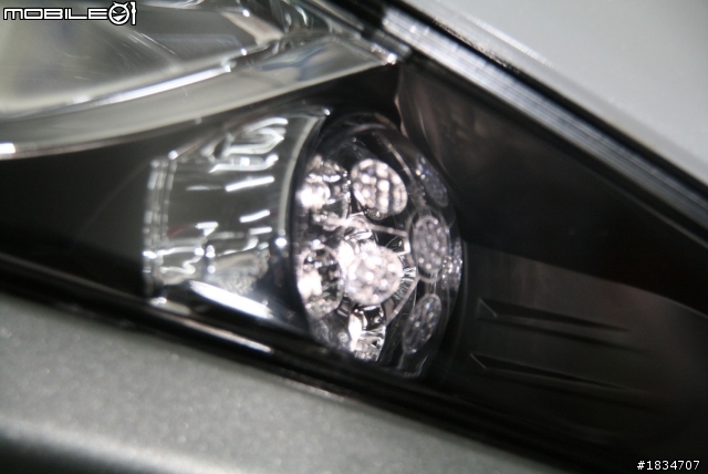 人生第一台機車~RSZERO 興奮開箱囉!!