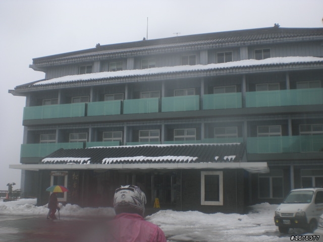 1/21 終於衝上去合歡山 武嶺了   都是雪