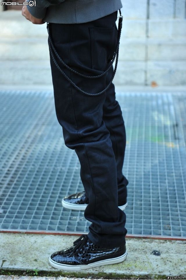 [台灣初達成]Naked & Famous WeirdGuy in Mega Heavyweight 26oz Black