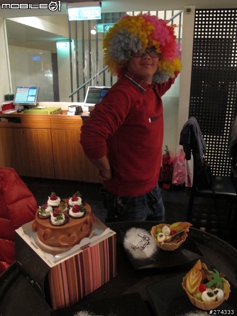 2011.1.8  生日宴會（開箱文）
