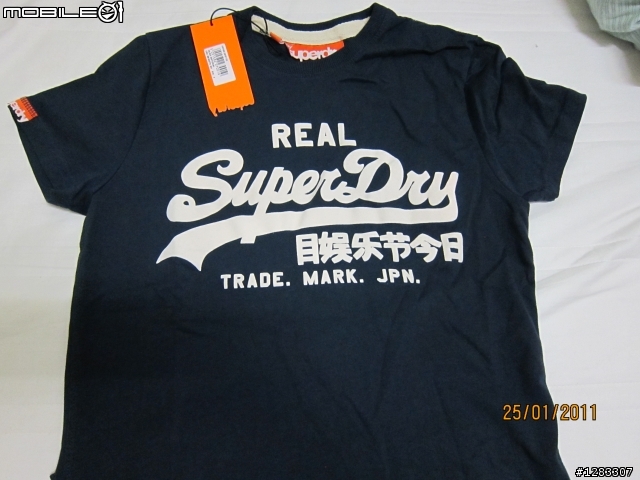 哩哩摳摳的開箱文(A&F.SUPERDRY.AE)