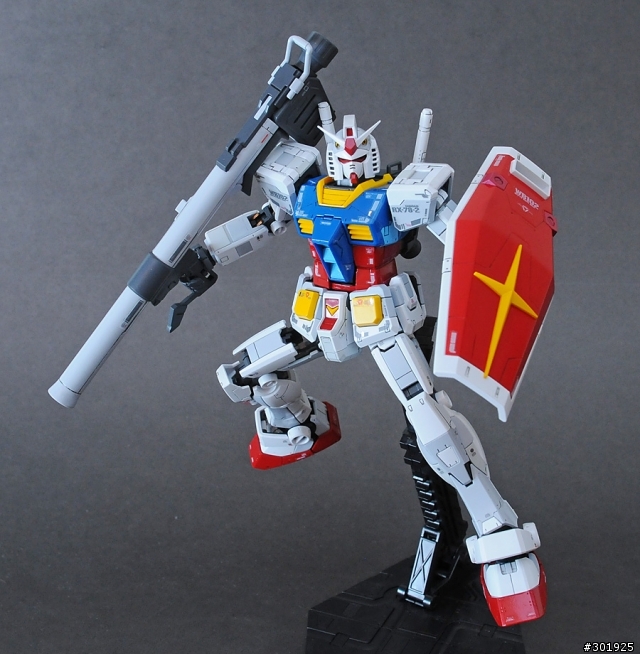 [分享] 精細的 RG RX-78 - Mobile01