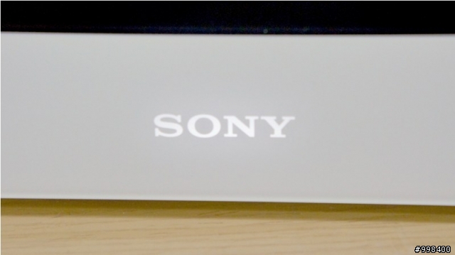 [開箱文]將回憶放進純白的畫框，SONY DPF-D720數位相框