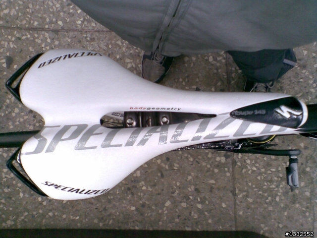 開箱~~Specialized toupe team 人體工學坐墊(車隊版)