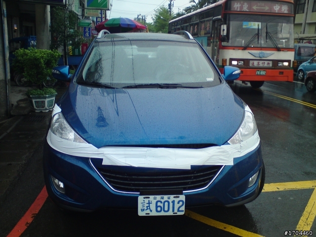 已回報分類錯誤 以為拍到ford的車 結果是現代IX35