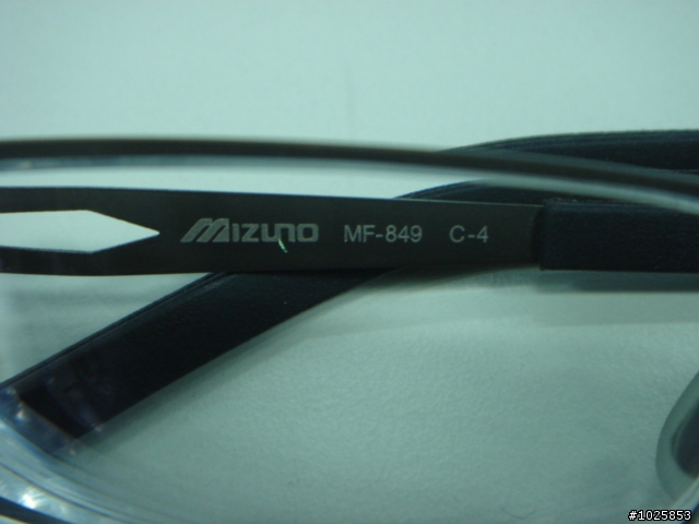 新年禮物之mizuno+依視路 a2