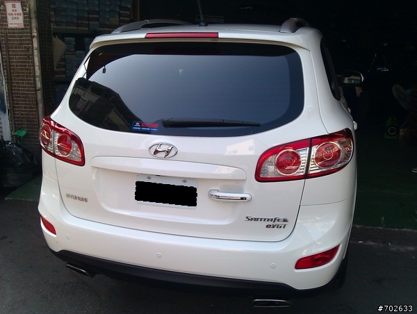 2011 Santa Fe + 內崁晴雨窗 + Hid + 日行燈