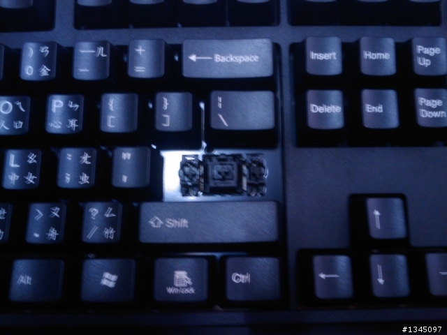 [開箱]  人生第一隻 Ducky dk 1008 黑軸 不專業開箱