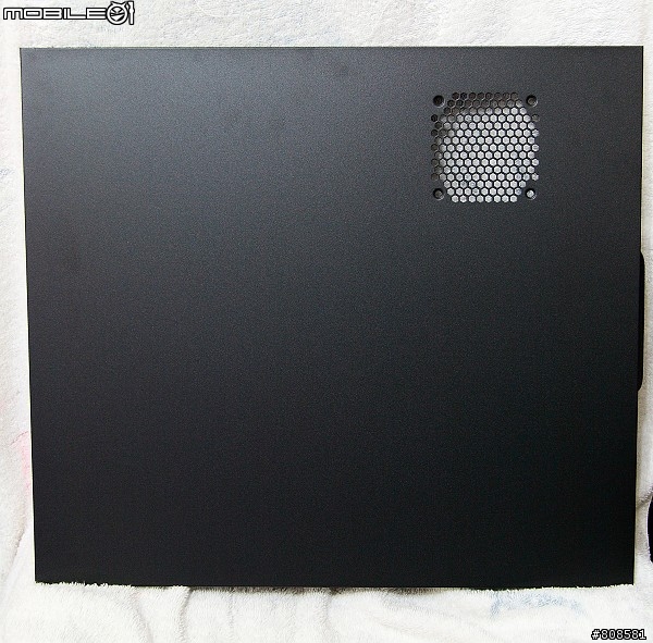 分享技嘉P67A-UD4＋i5-2500K的家CM 690II Advanced
