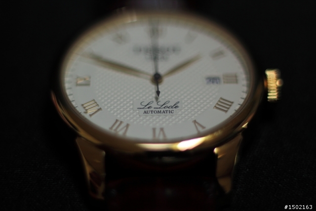 [開箱]TISSOT Le Locle 力洛克圖騰紋機械錶