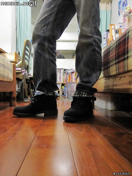 [簡單開箱]-癡漢靴 Timberland 格紋反摺靴 有實穿圖