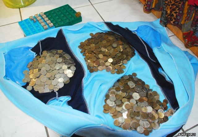 我的撲滿~!存了5年之久~!