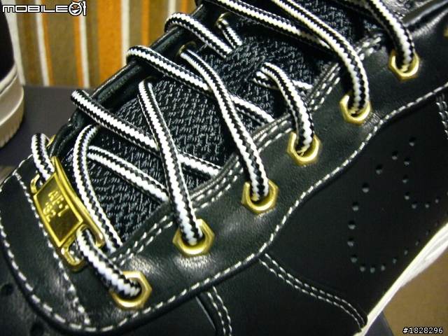 (開箱文)NIKE Air Force 1(有金牌的喔)