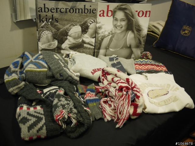 我家大小姐冬裝大採購==abercrombie kids==亂亂買