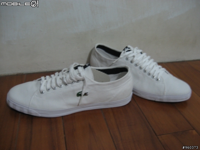 [開箱] 新年到~~ 穿新鞋~~ LACOSTE