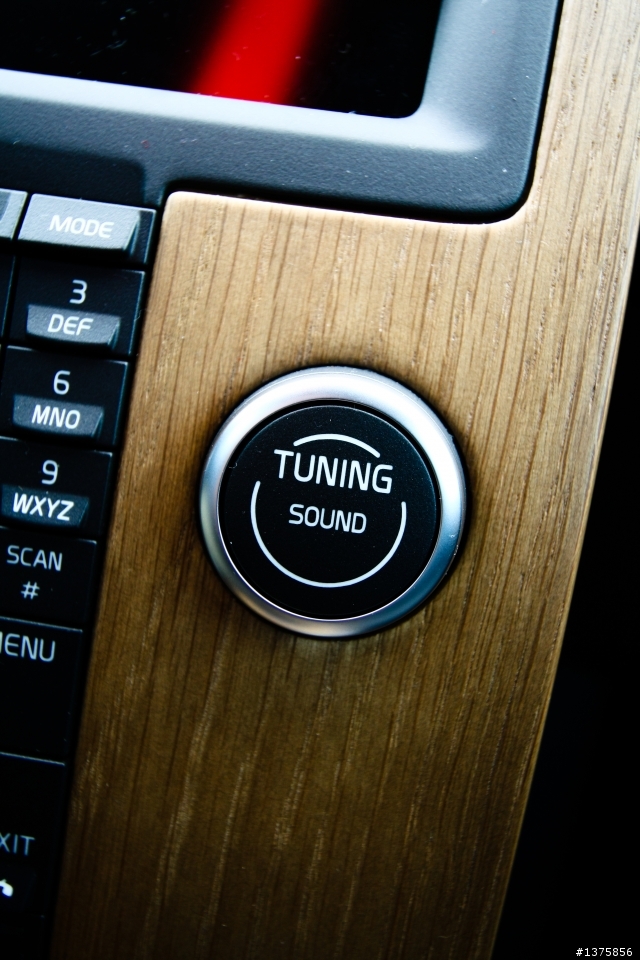 [開箱]S40 D4若是傷眼，請見諒