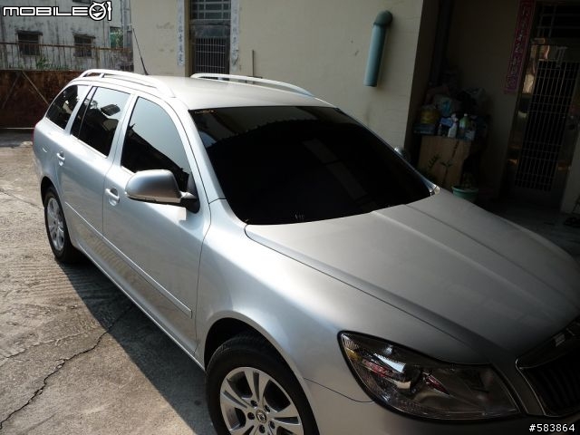 2011.1.17牽新車skoda octavia combi 1.8tsi 補開箱（圖多傷眼請包含）