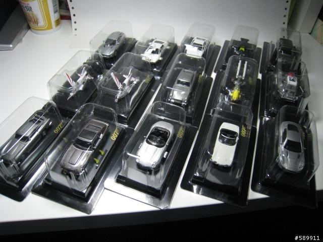 [1/72] KYOSHO 007 JAMES BOND 小汽車收藏開箱