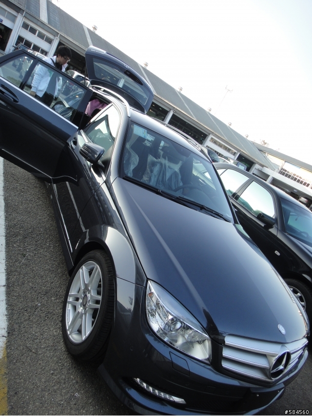 [開箱]M-Benz 2011 C300T AMG(圖超多)