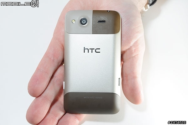 HTC 的手機外型設計——囧
