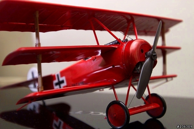 [作品]Fokker DR.I 紅男爵 Revell 1/28 一戰三翼戰鬥機