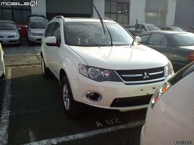 FORTIS IO進階成了OUTLANDER了