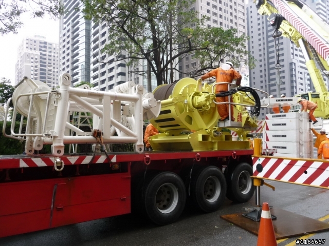 LIEBHERR-1200T吊車上工了 "2/16日新增巨怪躺下照片(拆除)"