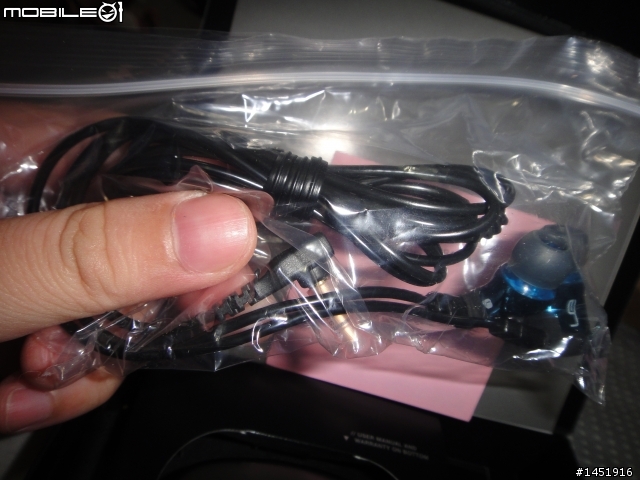 孤單情人節 UE tripleFi 10 pro 開箱