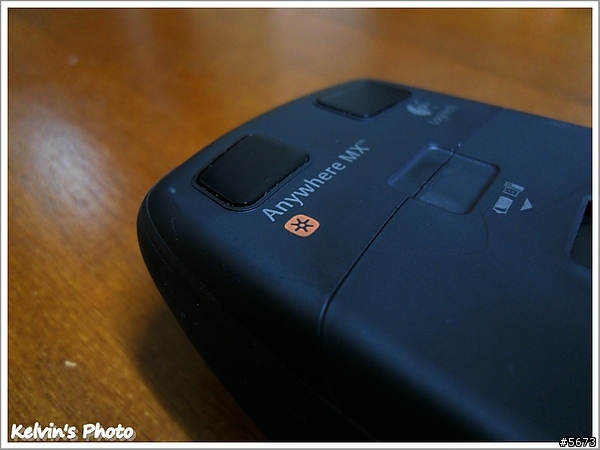 到處都是滑鼠墊-Logitech M905