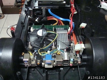 小牛跑車化機殼