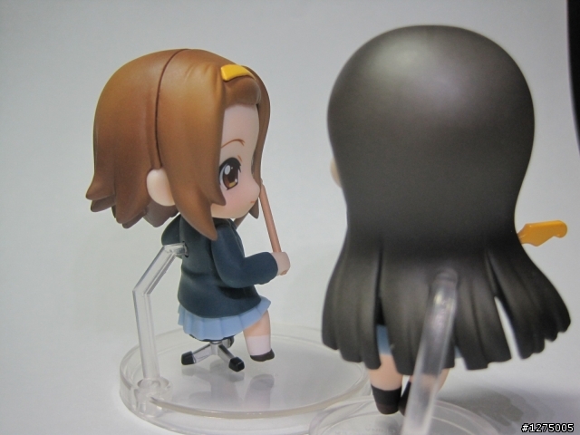 [開箱]就愛小黏土人之 K-ON! 輕音部 五人集合(同場加映V家溝來亂~~~)