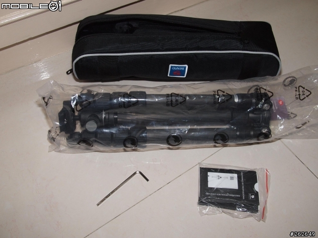 [開箱分享]  百諾 Benro C1690TB0 碳纖腳架連B0 球型雲台