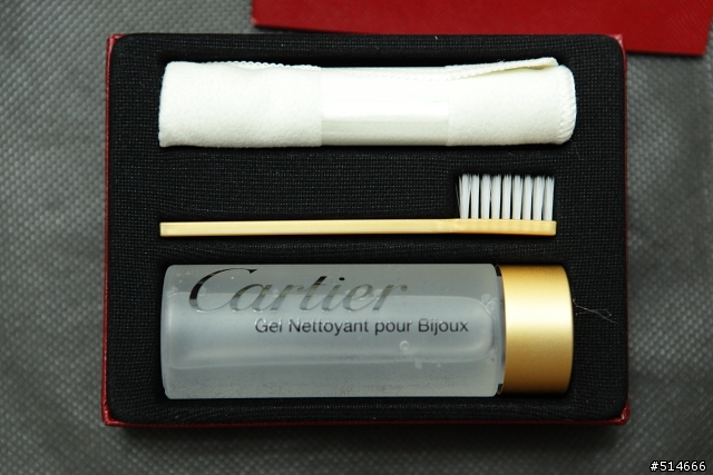 民國100年1月1日的台北101之願 -- Cartier "Trinity" 對戒