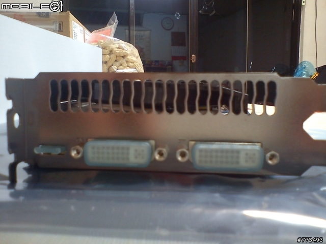 (有這種事)ATI 6950刷6970狂電GTX 580!!
