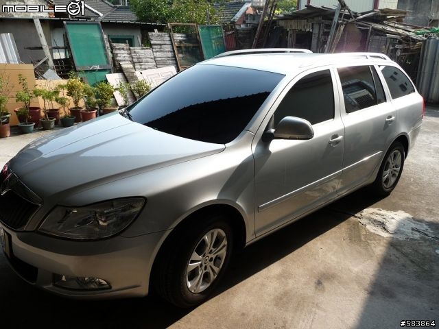 2011.1.17牽新車skoda octavia combi 1.8tsi 補開箱（圖多傷眼請包含）