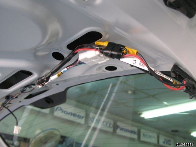 開箱 Forester 安裝MRT DVD系統 & 原廠高音喇叭