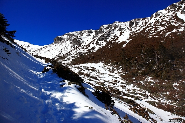 [5D2] 雪山賞雪趣