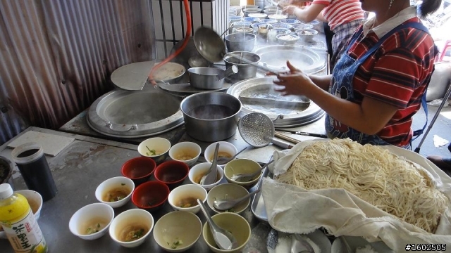 大年初2...小跑跑..吃飽飽