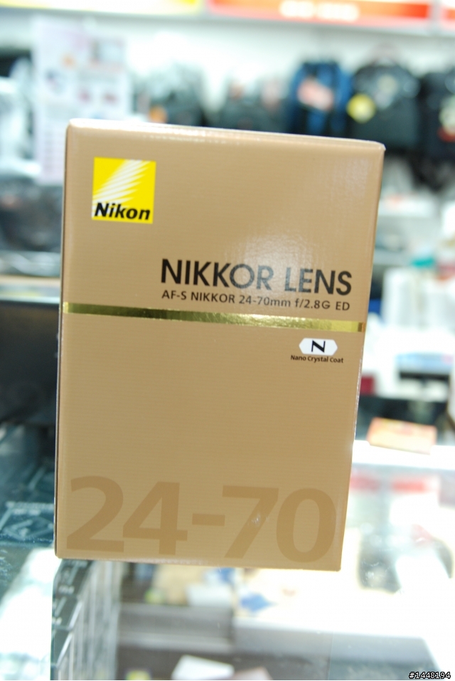 (開箱)D700+24-70 F2.8+SB900