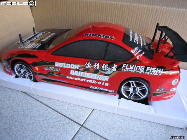 4WD 1/10電動遙控甩尾車...他的名字是飄移強者