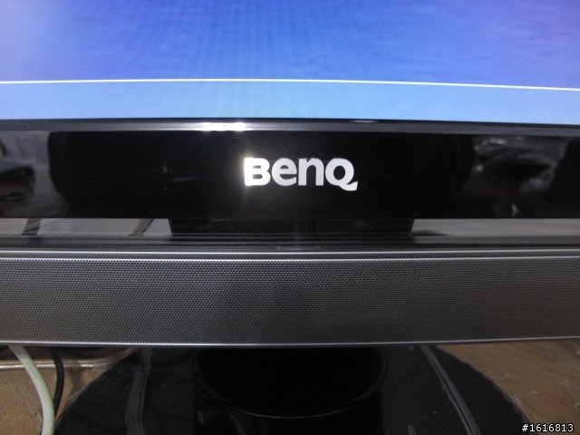 {開箱}BENQ-M2700HD