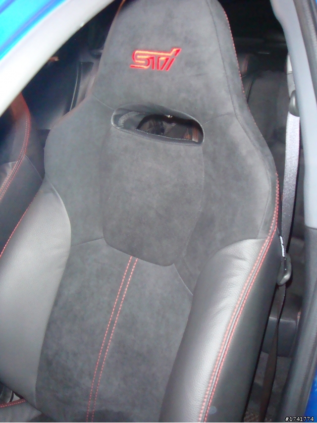 2011 STi Sedan (WR Blue) 簡易開箱