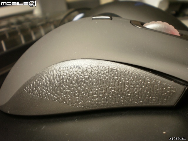 [開箱]  真假死神大對決 ViewSonic MU660